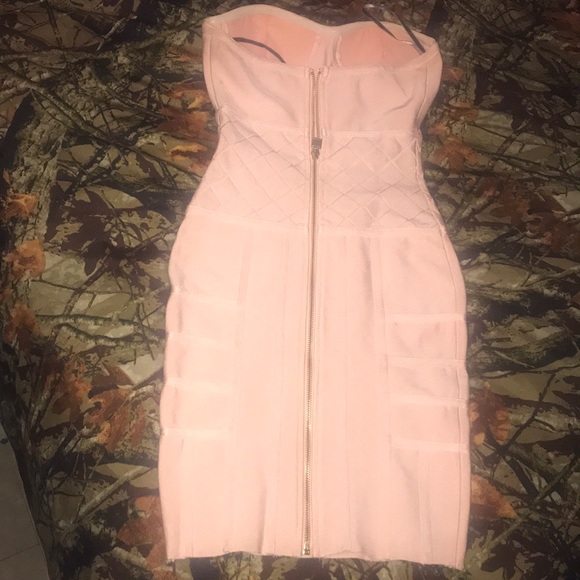 HOUSE OF CB Pink strapless mini bandage dress - Picture 2 of 3